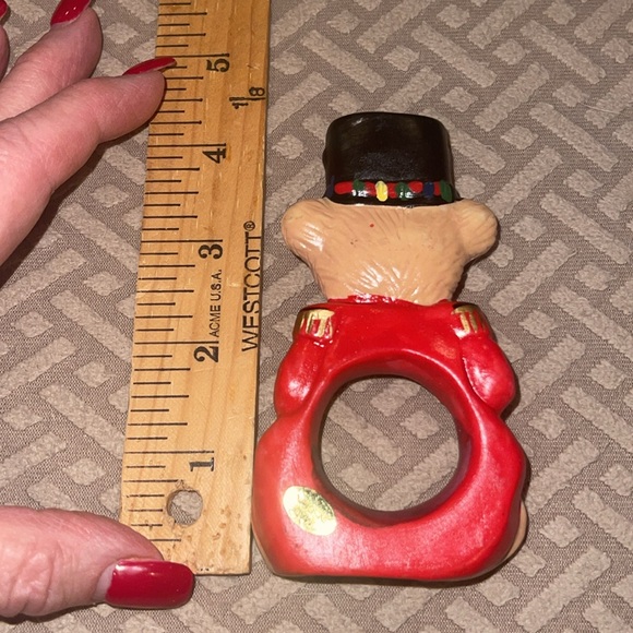 Vintage hand painted set of 4 ceramic drummer bear napkin holders - Picture 4 of 5